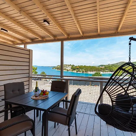 Mobile Dragon Bay - Viserion Appartement