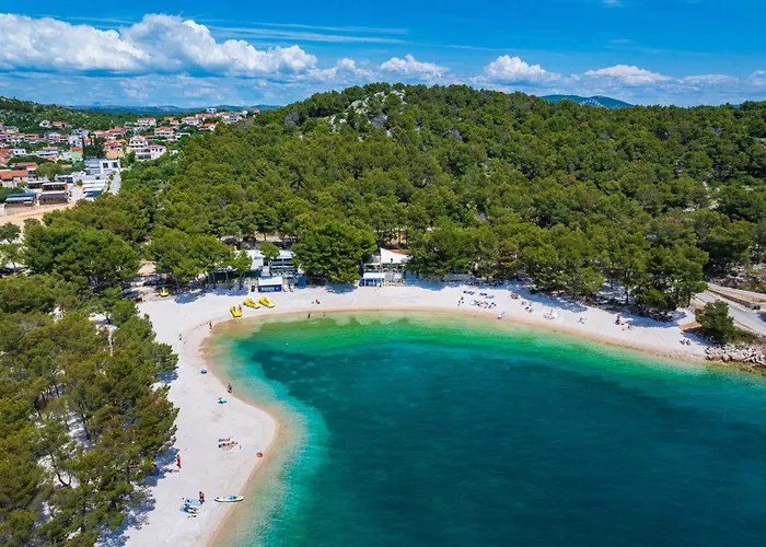 Mobile Dragon Bay - Viserion Apartman *